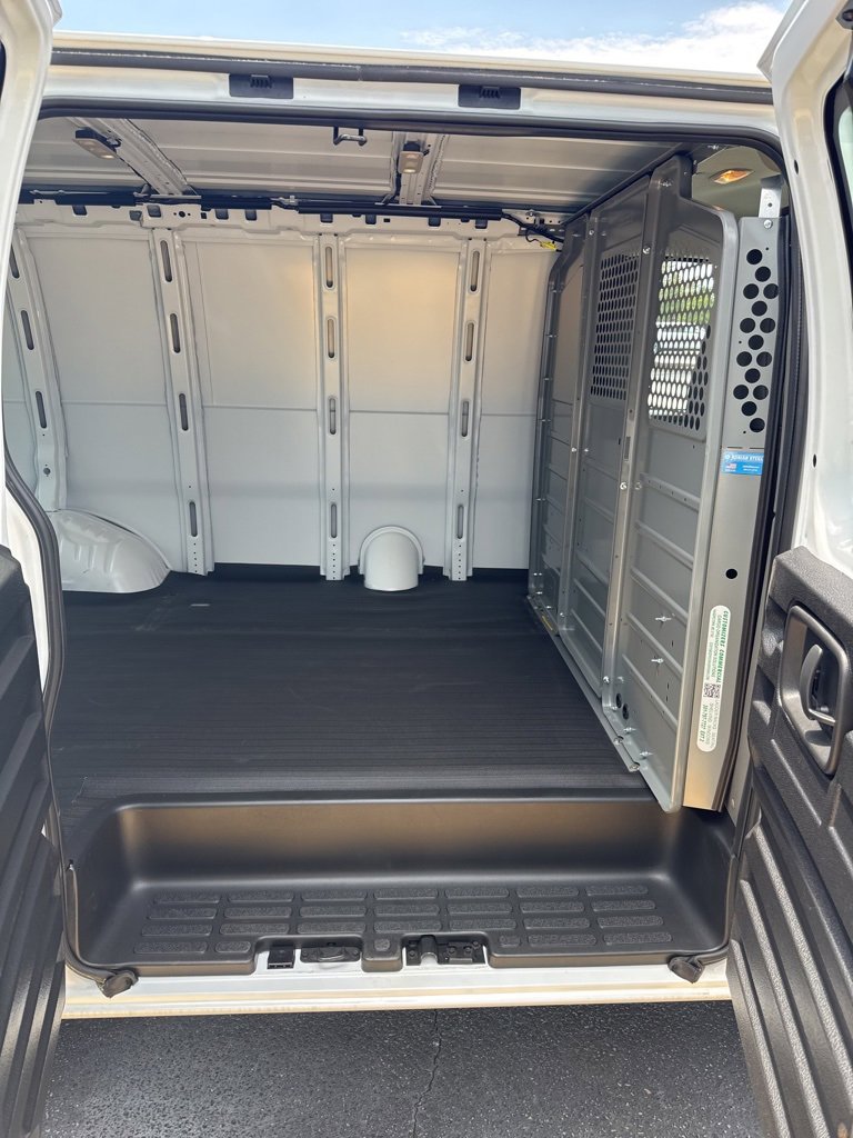 New 2024 Chevrolet Express 2500 Empty Cargo Van - photo 25
