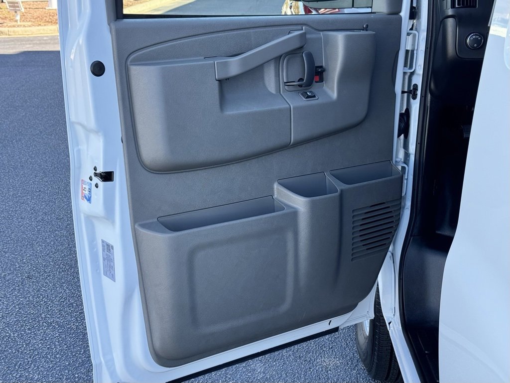 New 2024 Chevrolet Express 2500 Empty Cargo Van - photo 29