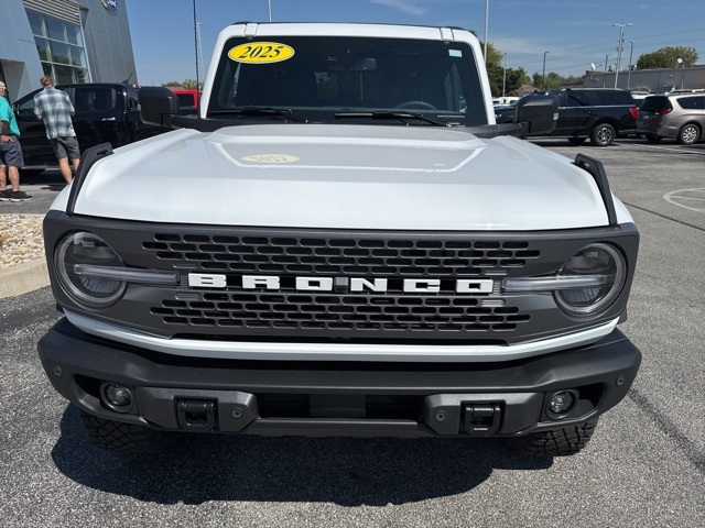 New 2025 Ford Bronco Badlands - photo 3