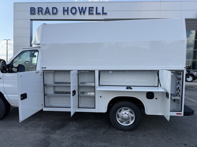New 2026 Ford E-350 Cutaway - photo 20