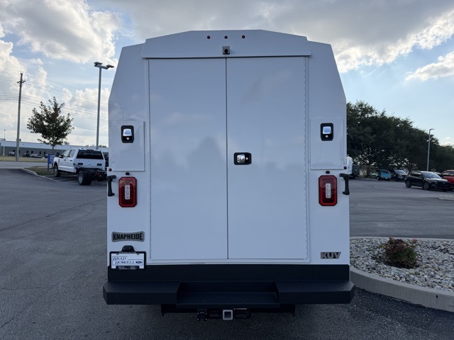 New 2026 Ford E-350 Cutaway - photo 7