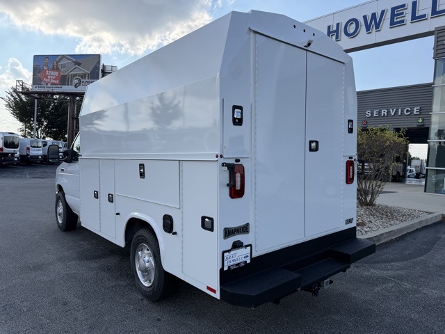 New 2026 Ford E-350 Cutaway - photo 8