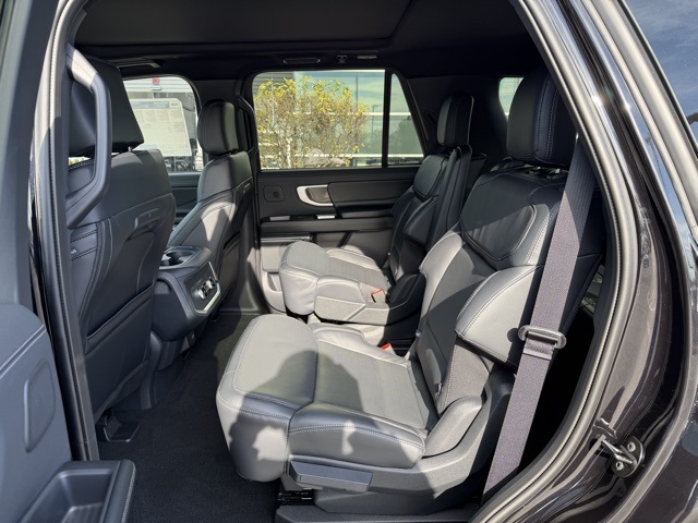 New 2025 Ford Expedition Platinum - photo 22