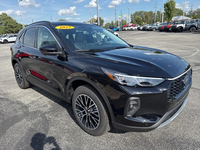 New 2025 Ford Escape Base - photo 4