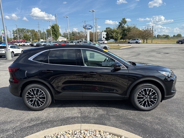 New 2025 Ford Escape Base - photo 5