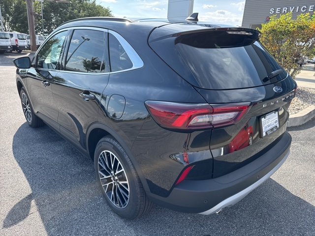 New 2025 Ford Escape Base - photo 8