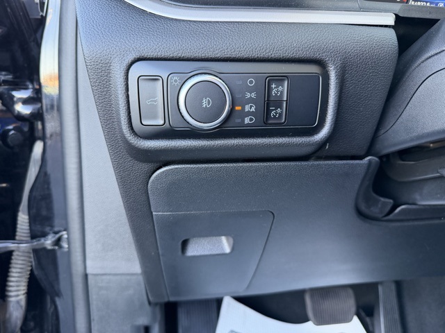 Used 2023 Ford Explorer XLT - photo 17