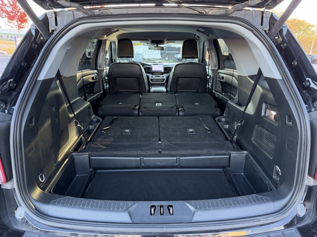 Used 2023 Ford Explorer XLT - photo 24