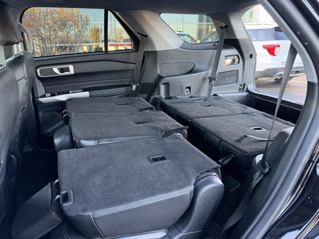 Used 2023 Ford Explorer XLT - photo 25