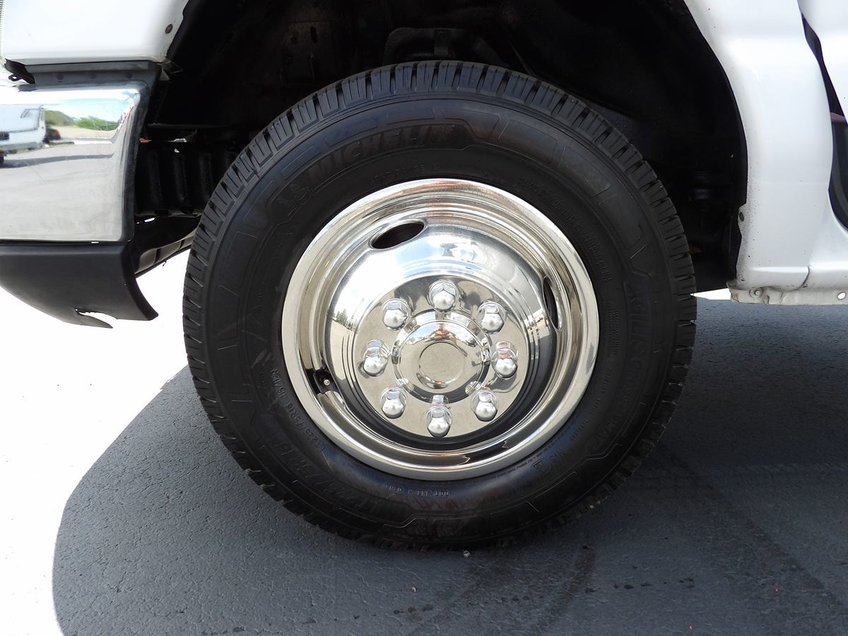 Used 2011 Ford E-450 Cutaway - photo 15