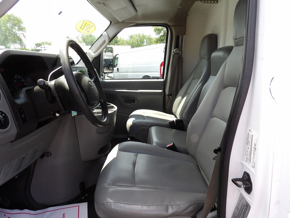 Used 2011 Ford E-450 Cutaway - photo 19