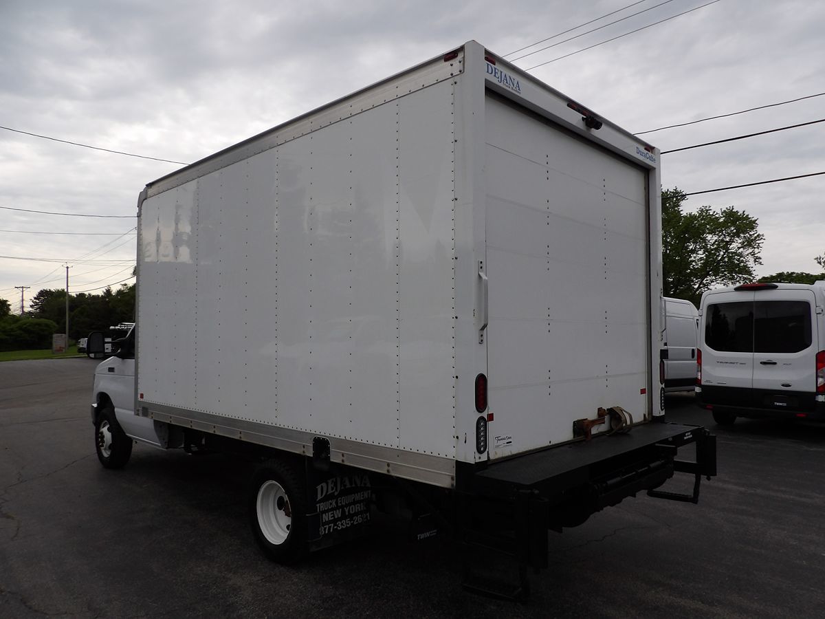 Used 2021 Ford E-350 Cutaway - photo 7