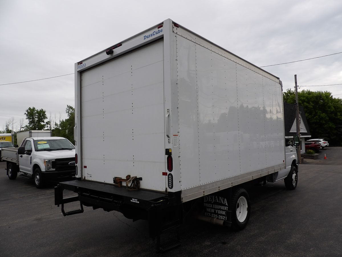 Used 2021 Ford E-350 Cutaway - photo 12