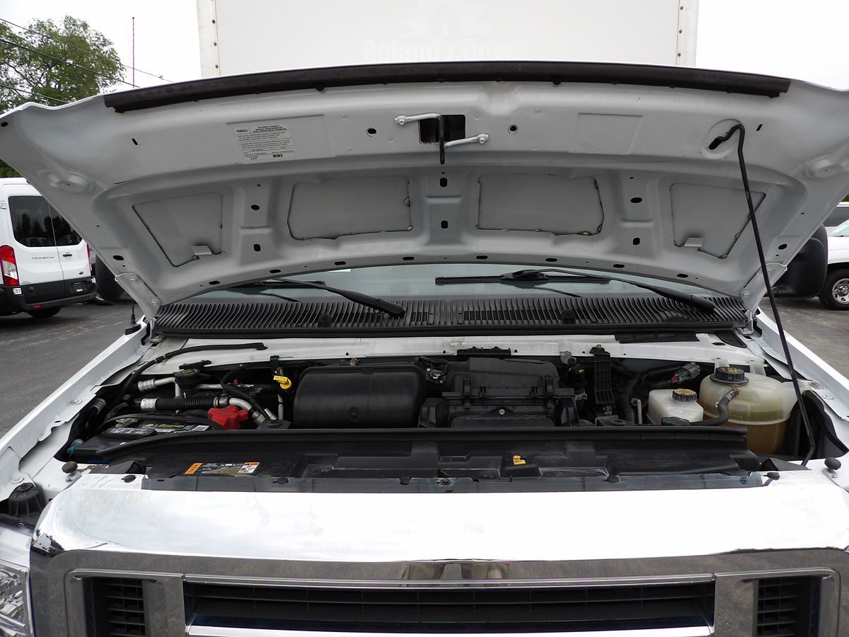 Used 2021 Ford E-350 Cutaway - photo 15