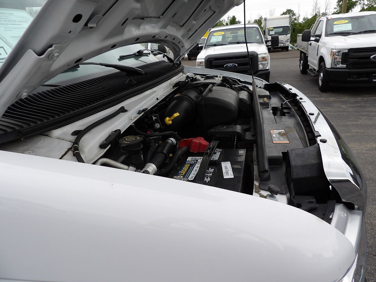 Used 2021 Ford E-350 Cutaway - photo 17