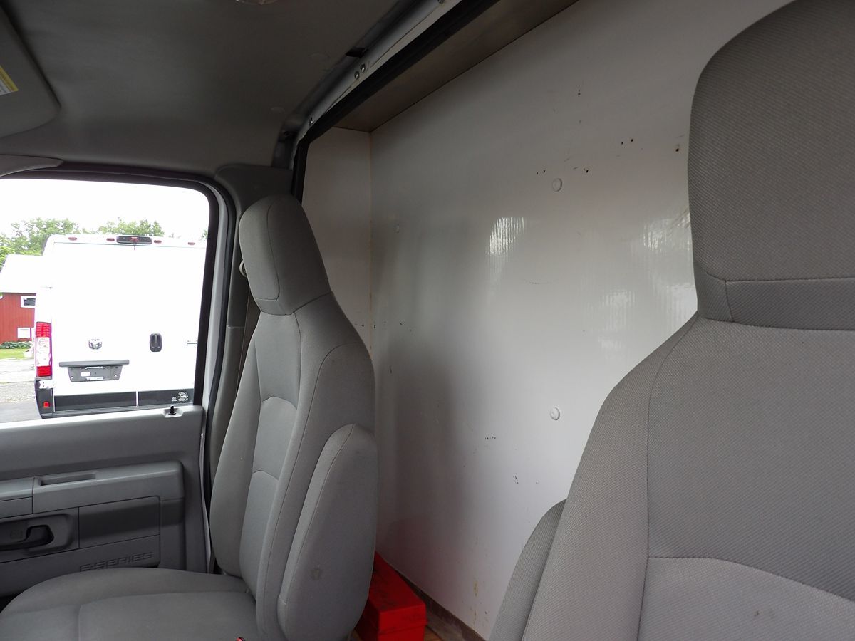 Used 2021 Ford E-350 Cutaway - photo 31