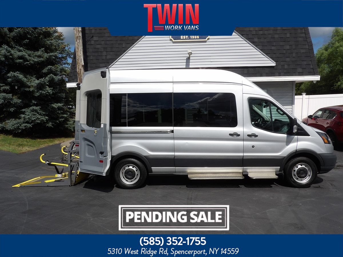 Used 2017 Ford Transit 350 - photo 1