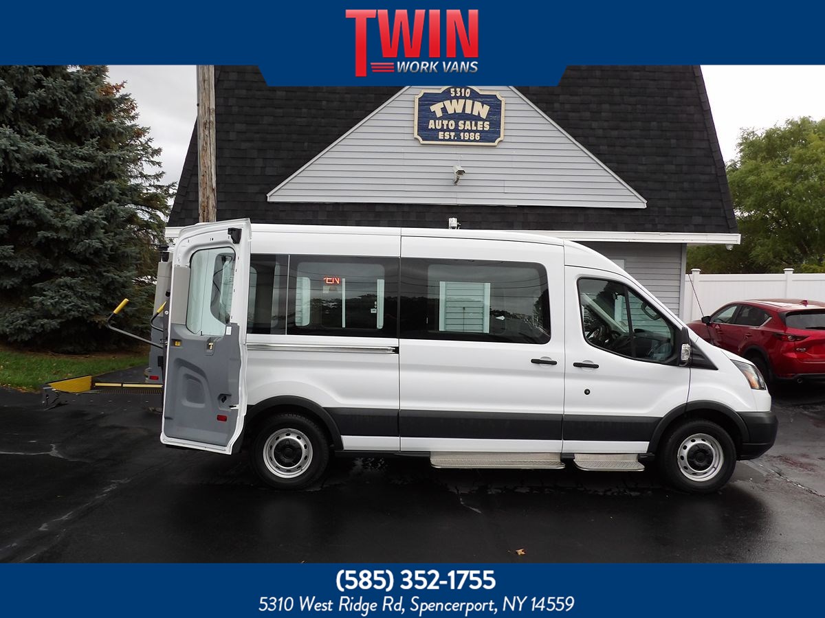 Used 2017 Ford Transit 350 Passenger Van - photo 4