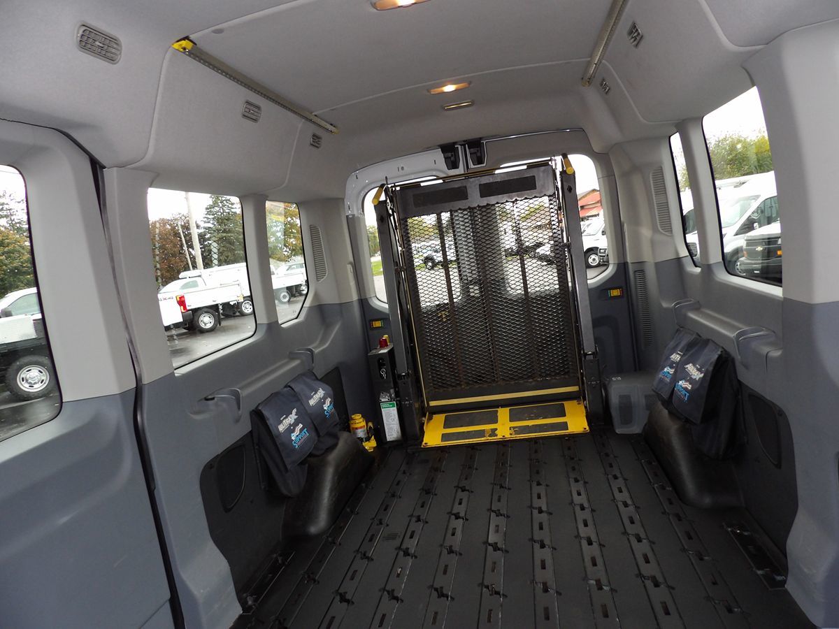 Used 2017 Ford Transit 350 Passenger Van - photo 32