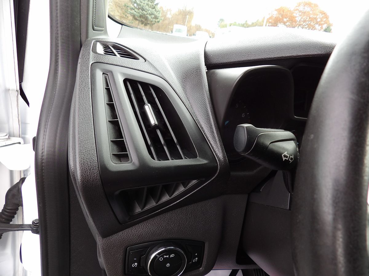 Used 2018 Ford Transit Connect Empty Cargo Van - photo 20