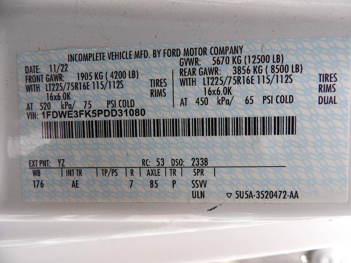 Used 2023 Ford E-350 Cutaway - photo 15