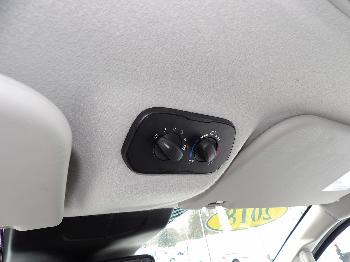 Used 2018 Ford Transit 350 XL Passenger Van - photo 27