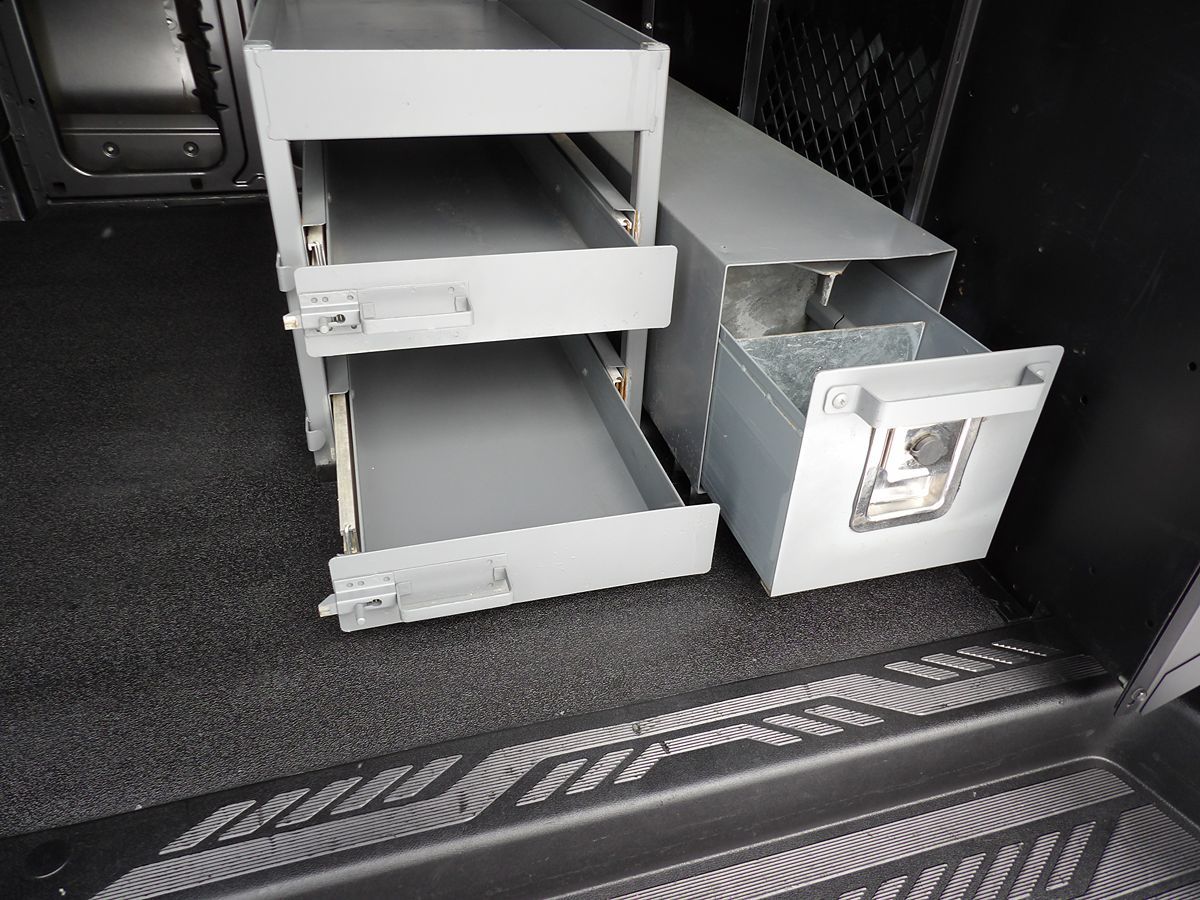 Used 2016 Ford Transit 150 Low Roof Empty Cargo Van - photo 19