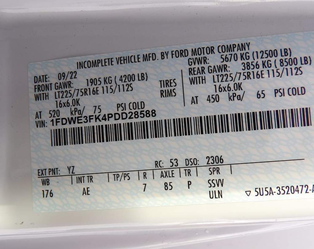 Used 2023 Ford E-350 Cutaway - photo 3