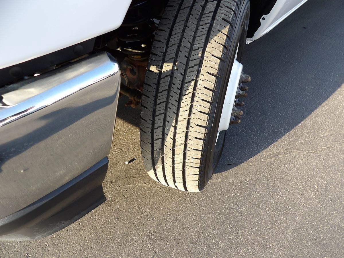 Used 2022 Ford E-350 Cutaway - photo 20