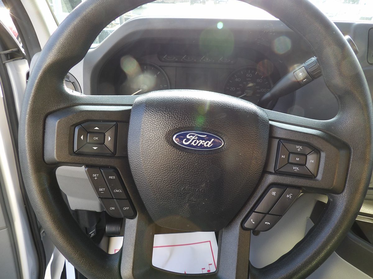 Used 2022 Ford E-350 Cutaway - photo 28