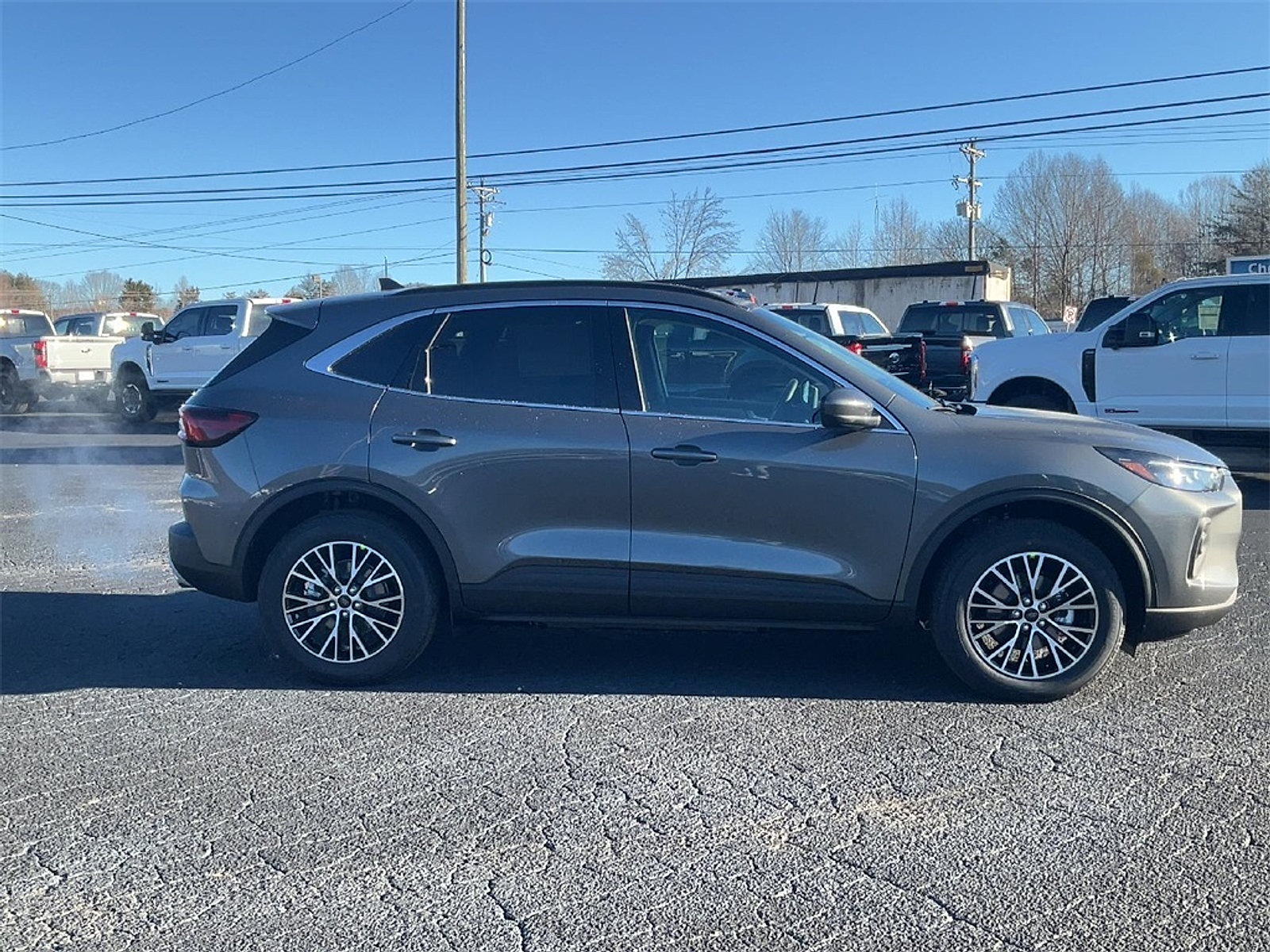 New 2025 Ford Escape - photo 4