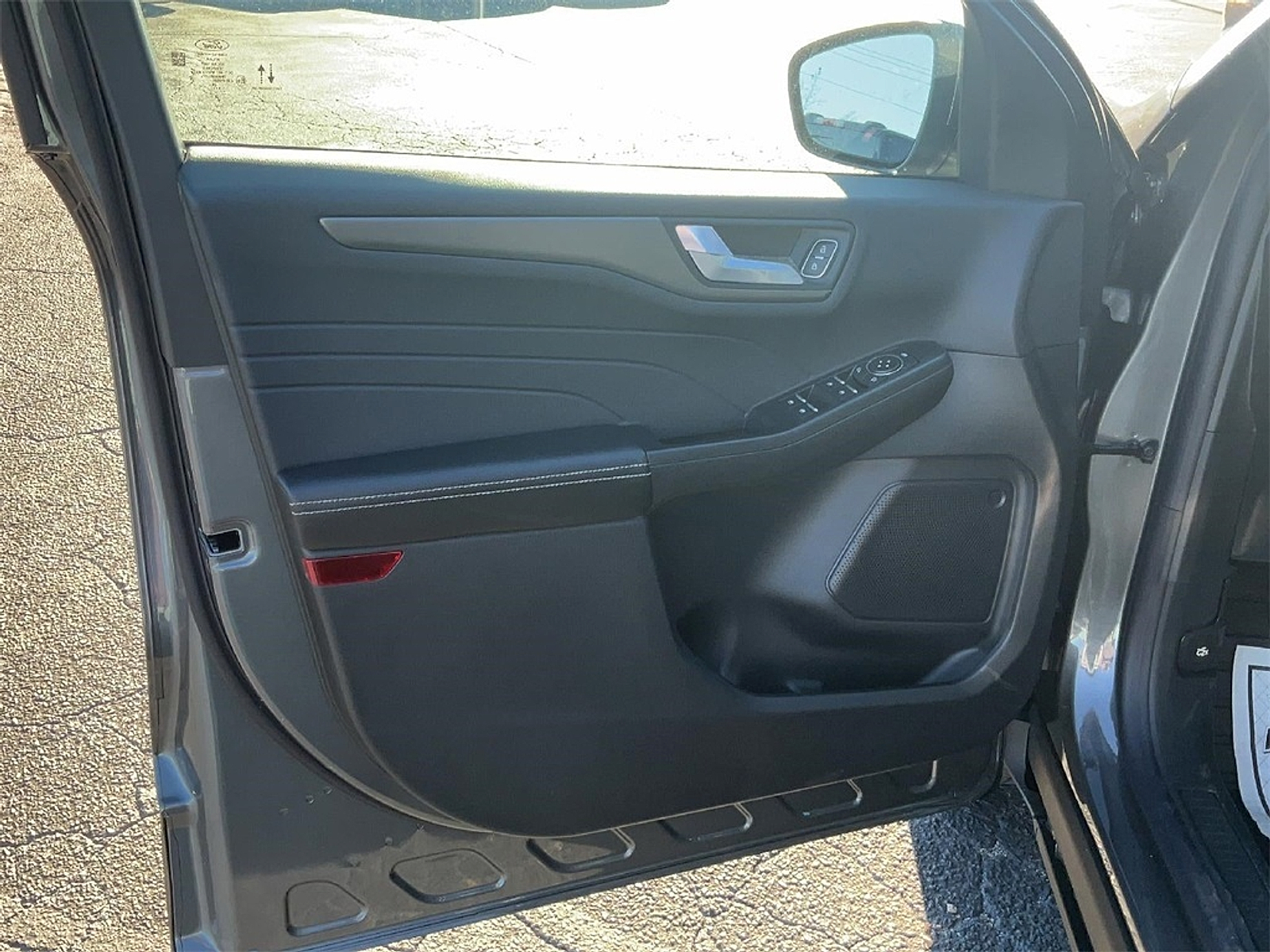 New 2025 Ford Escape - photo 16