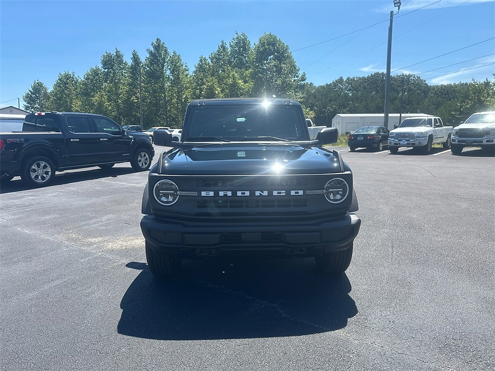 New 2025 Ford Bronco - photo 2