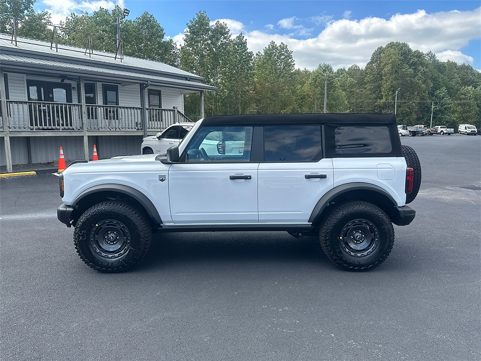 New 2025 Ford Bronco Big Bend - photo 8