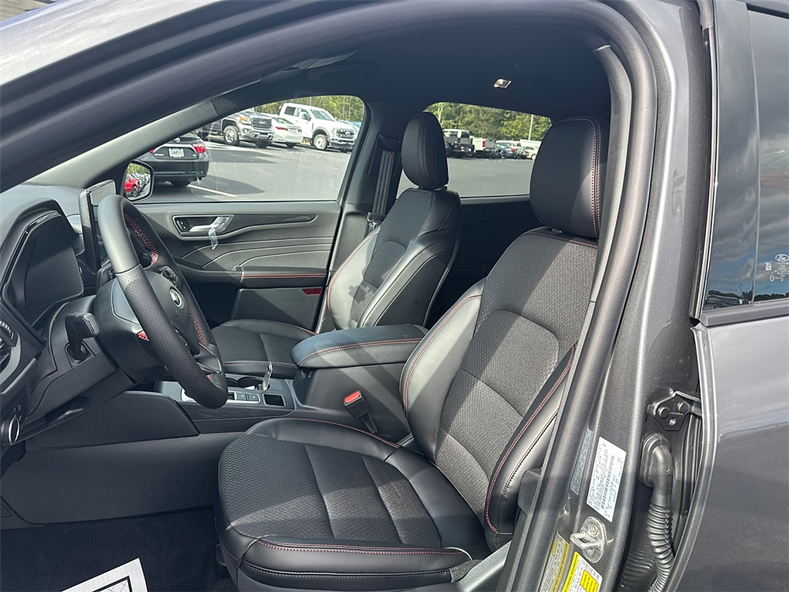 New 2026 Ford Escape ST-Line - photo 17