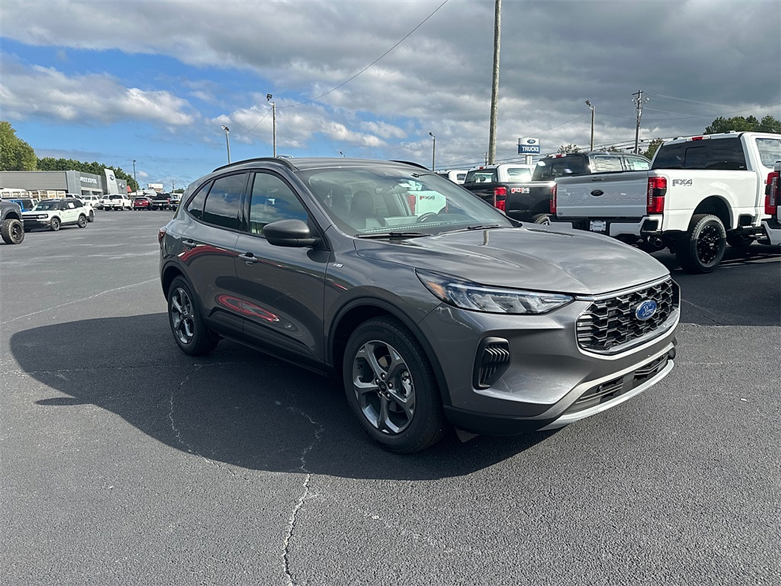 New 2026 Ford Escape ST-Line - photo 3