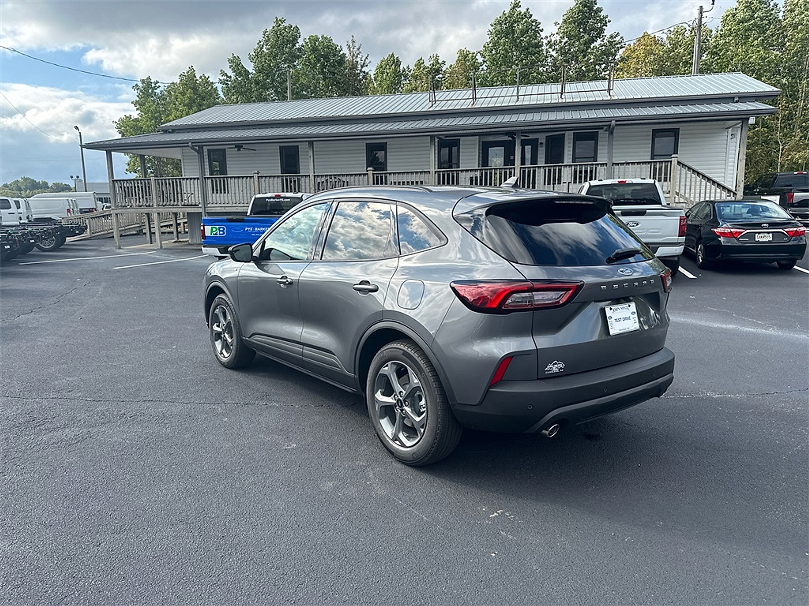New 2026 Ford Escape ST-Line - photo 7
