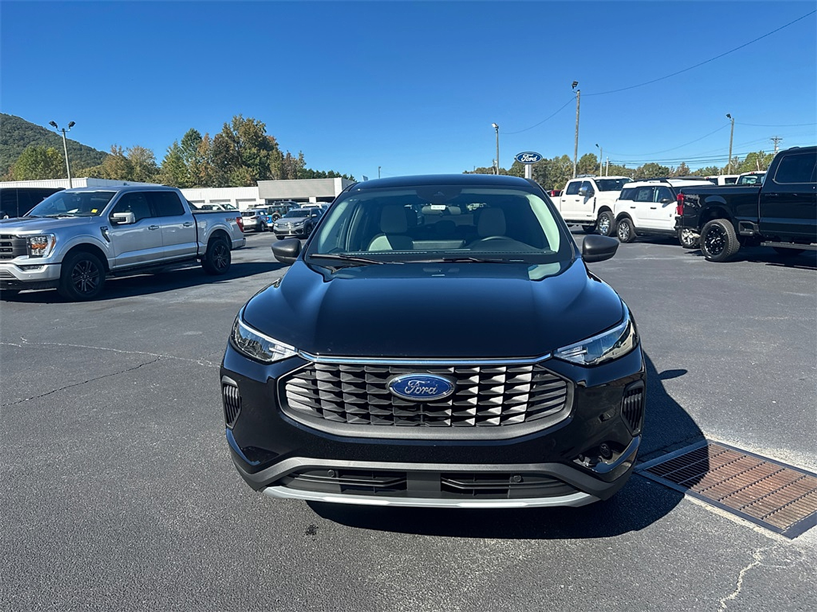 New 2026 Ford Escape - photo 2