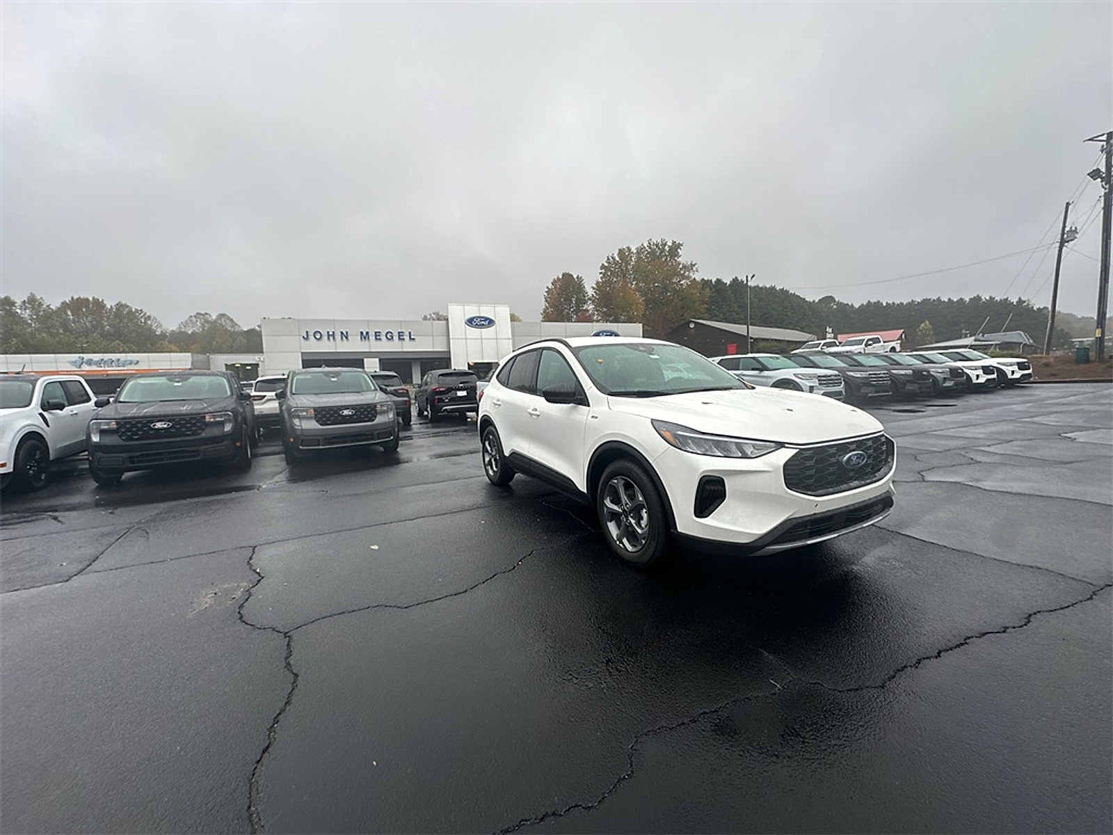 New 2026 Ford Escape ST-Line - photo 3