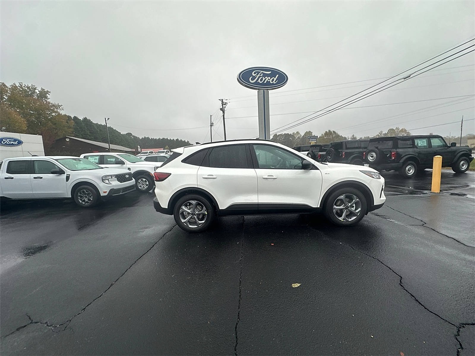 New 2026 Ford Escape ST-Line - photo 4