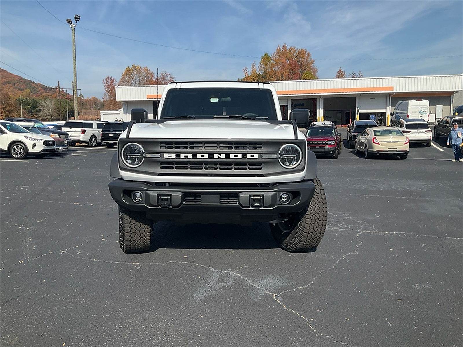 New 2025 Ford Bronco - photo 2