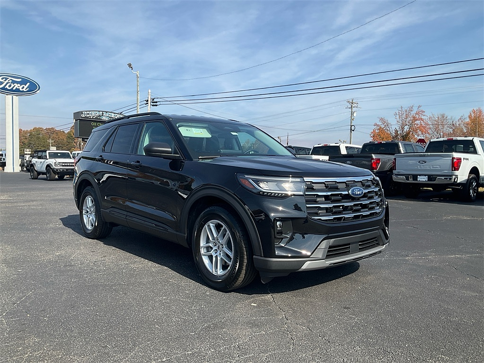 New 2026 Ford Explorer ACTIV - photo 3