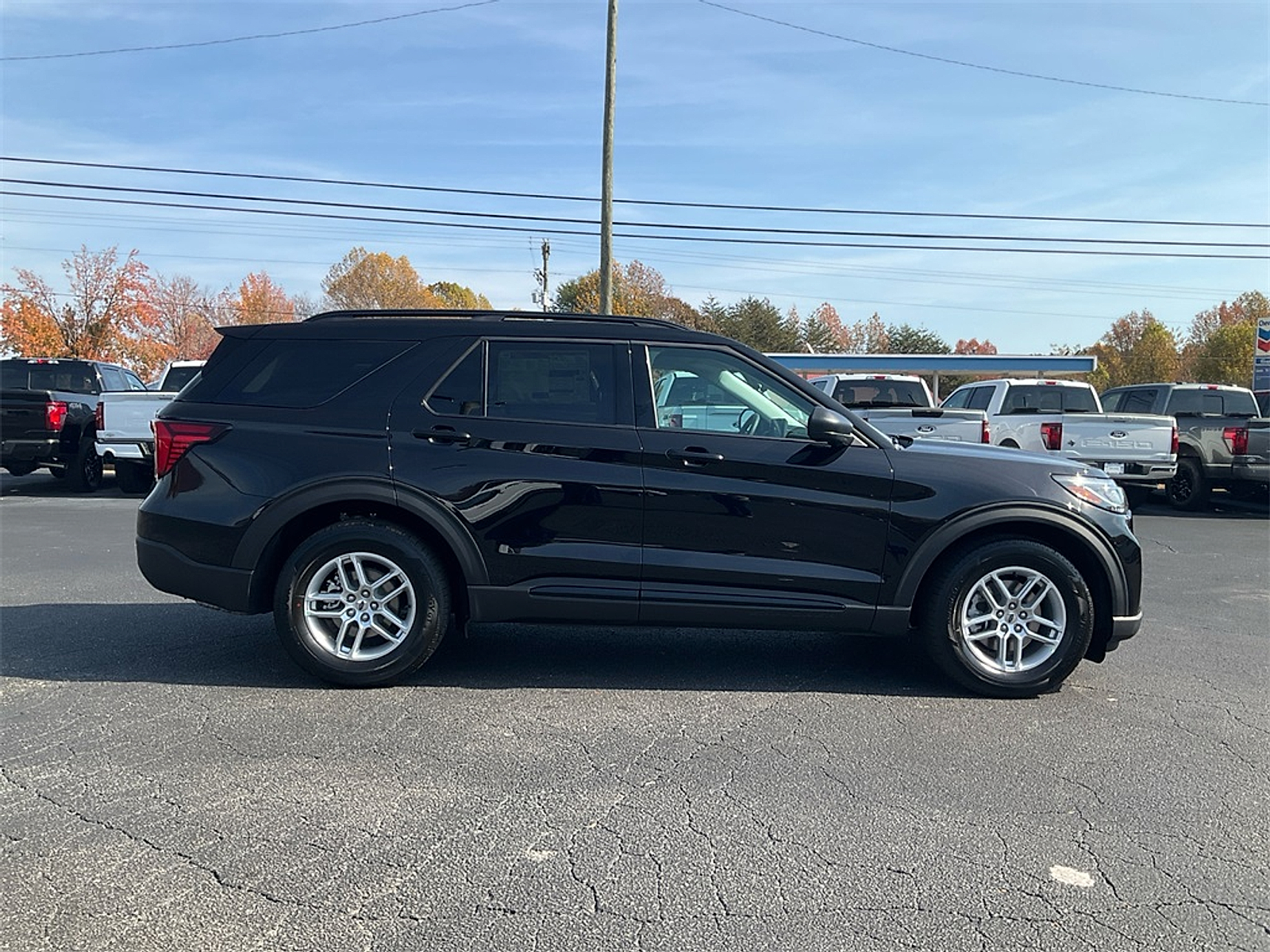 New 2026 Ford Explorer ACTIV - photo 4