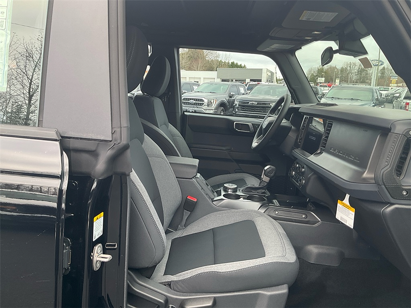 New 2025 Ford Bronco - photo 10