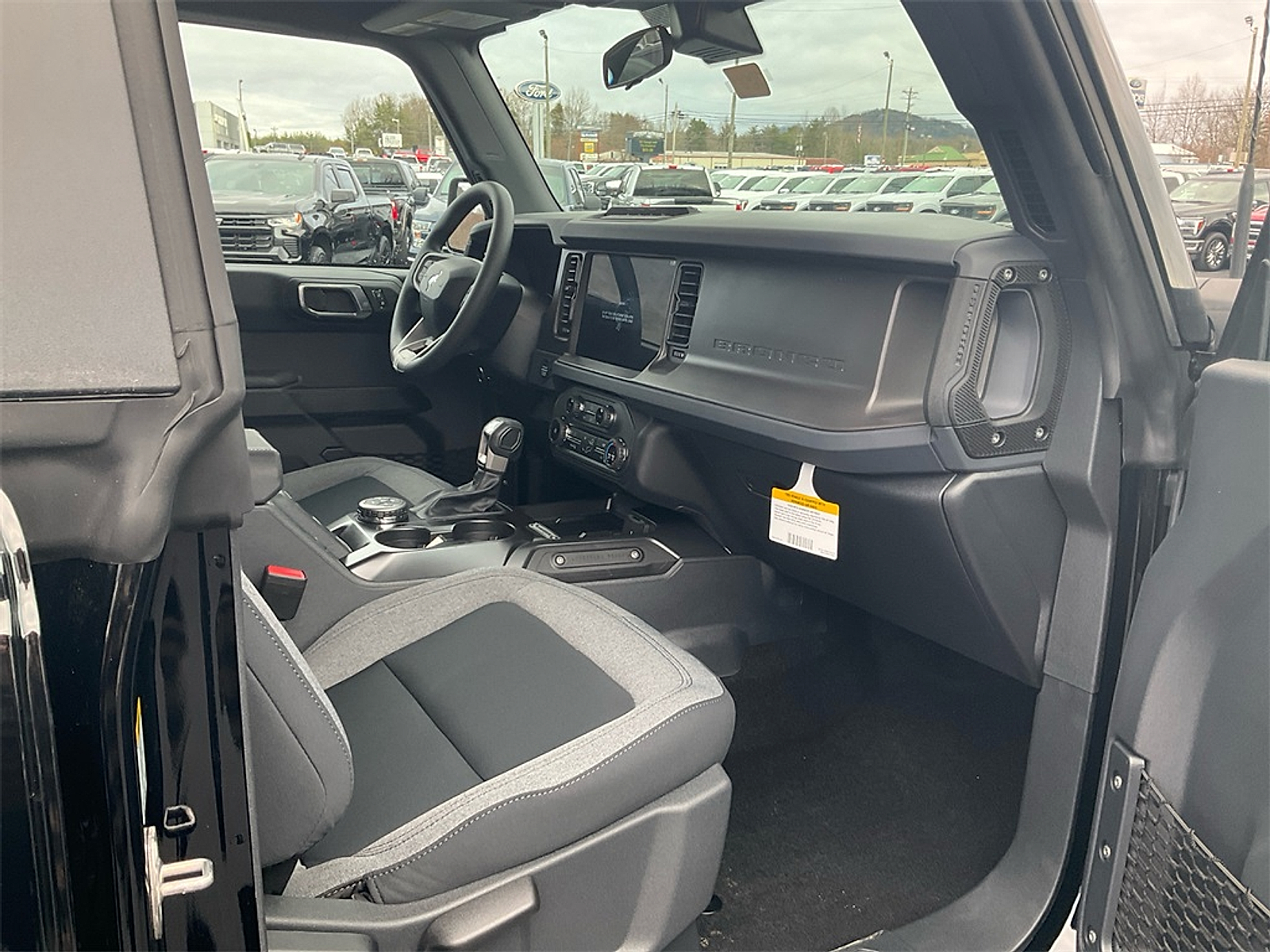 New 2025 Ford Bronco - photo 9