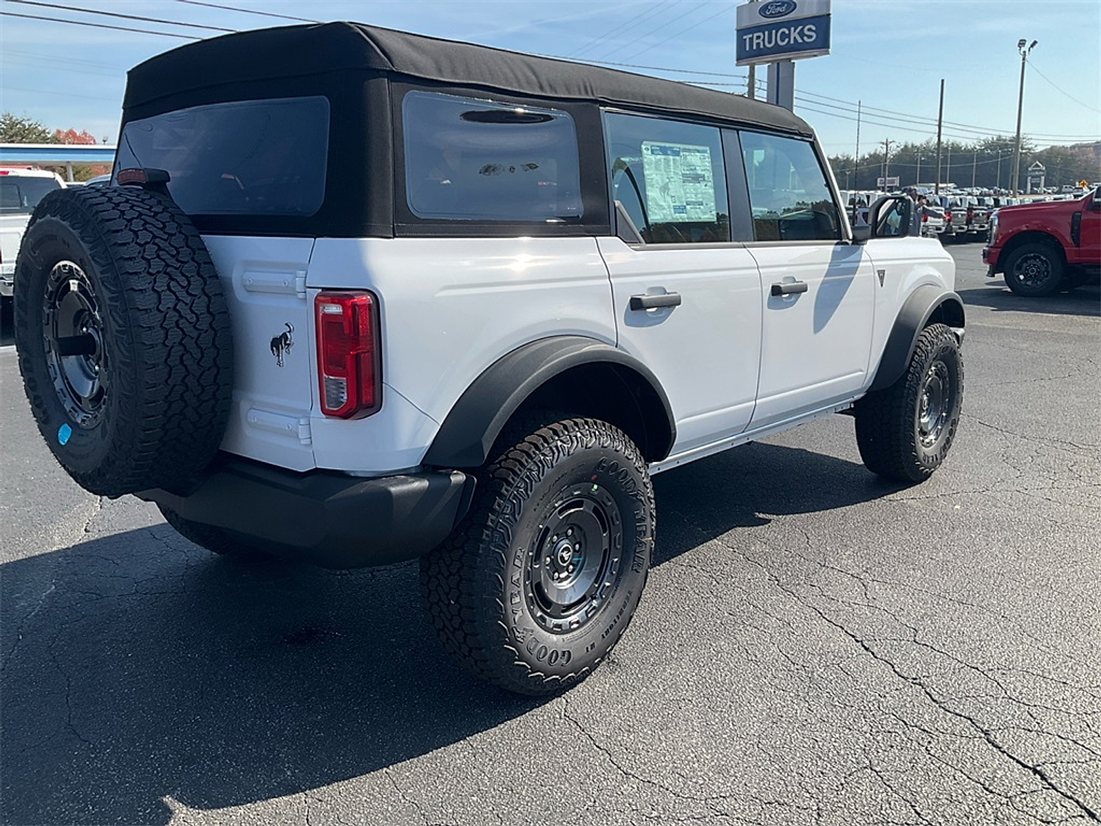 New 2025 Ford Bronco - photo 5