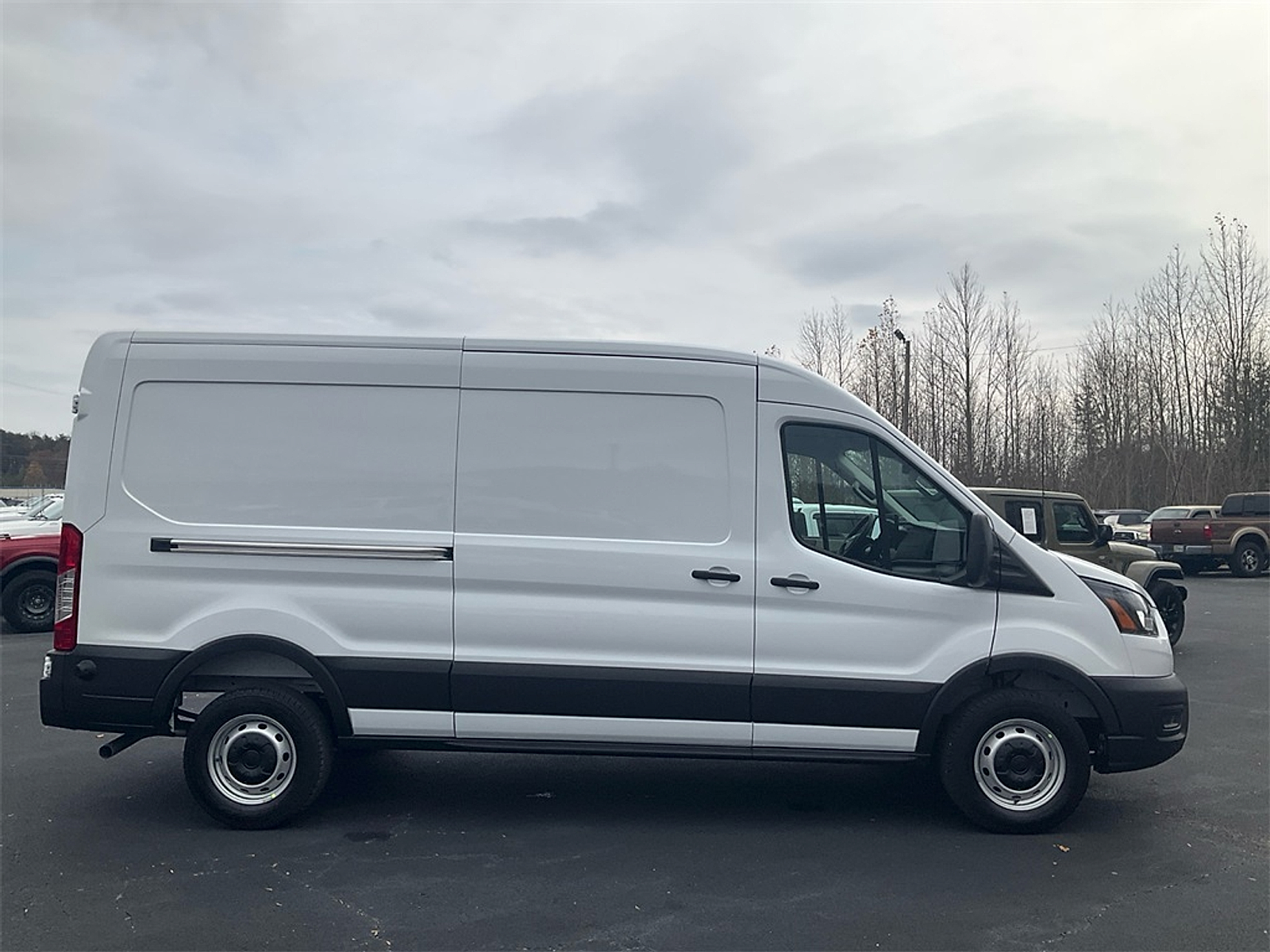 New 2026 Ford Transit 250 Medium Roof Empty Cargo Van - photo 4