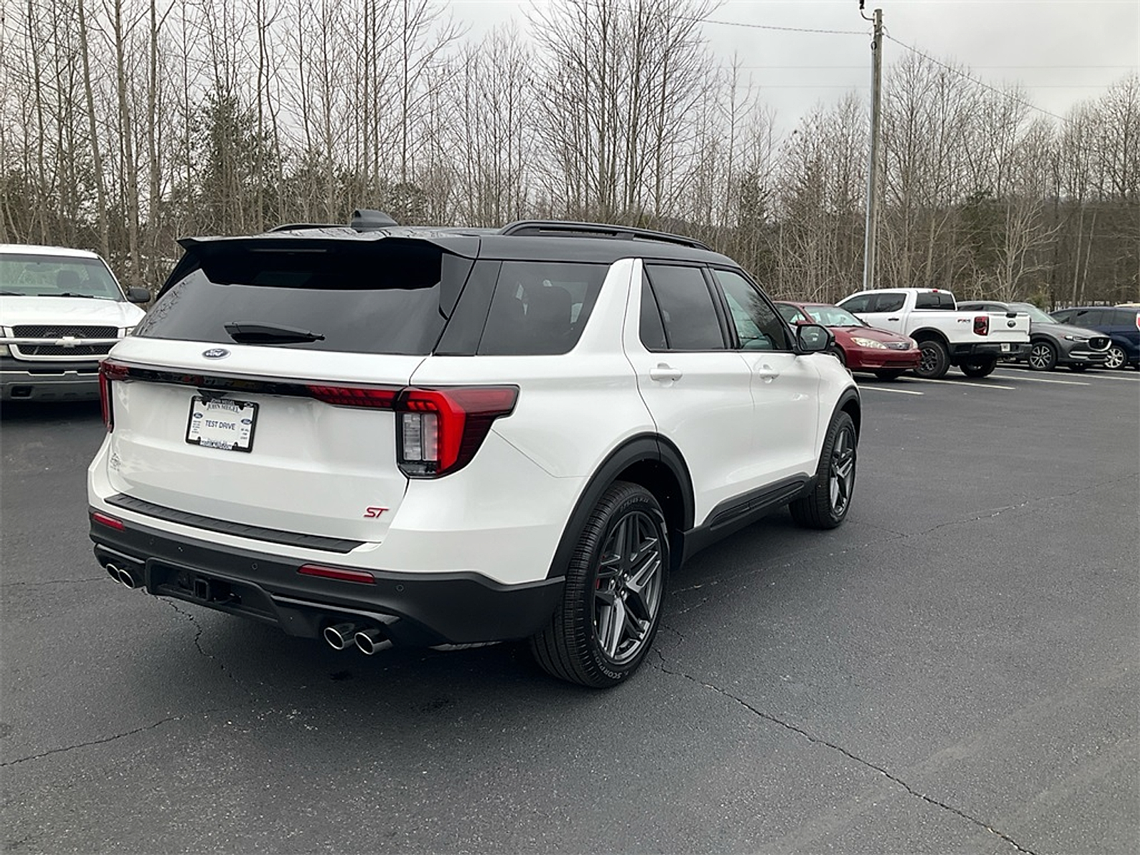 New 2026 Ford Explorer ST - photo 5