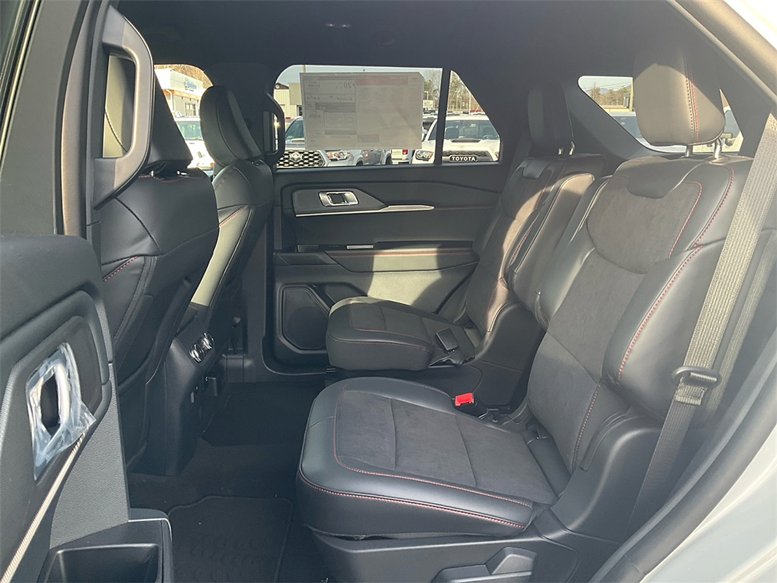 New 2026 Ford Explorer ST - photo 14