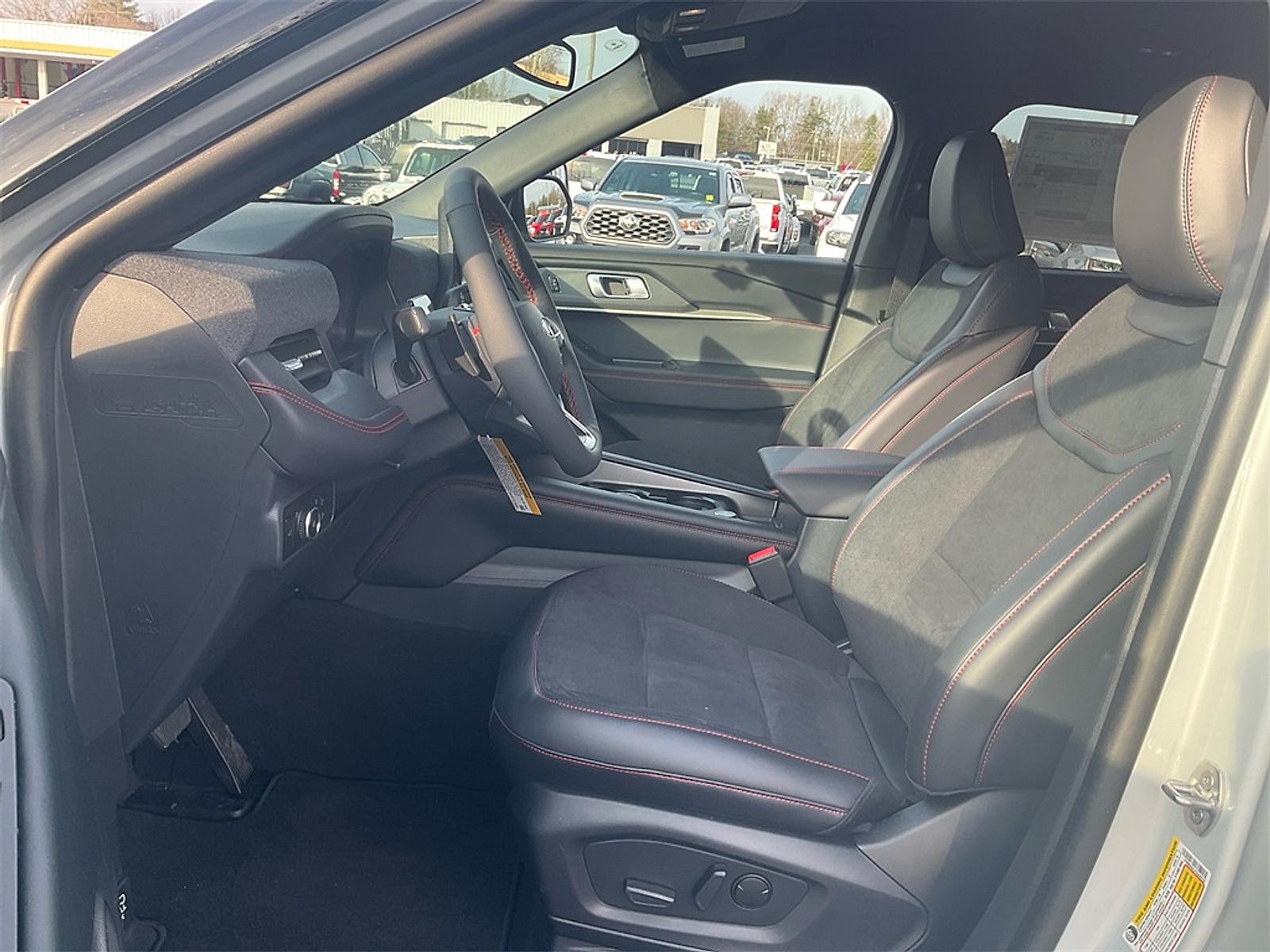 New 2026 Ford Explorer ST - photo 16